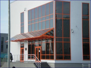 Теплый алюминиевый витраж